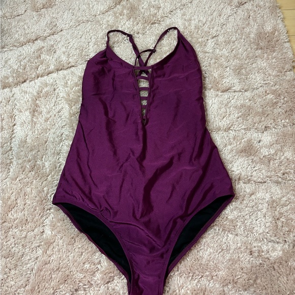 Purple/red Kensie one piece swimsuit size large - Picture 1 of 2